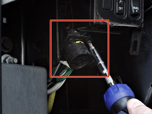Install_Diagnostic_Cable.png
